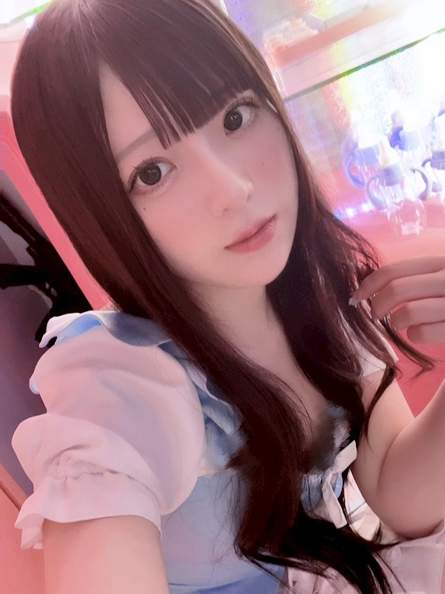 猫吸 まお